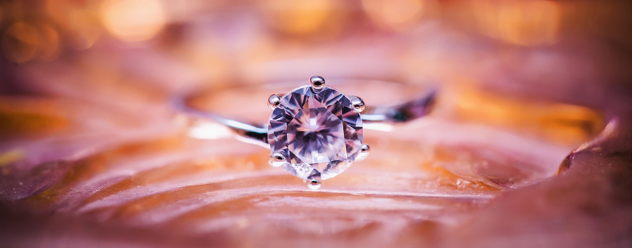 How to Choose the Perfect Engagement Ring
